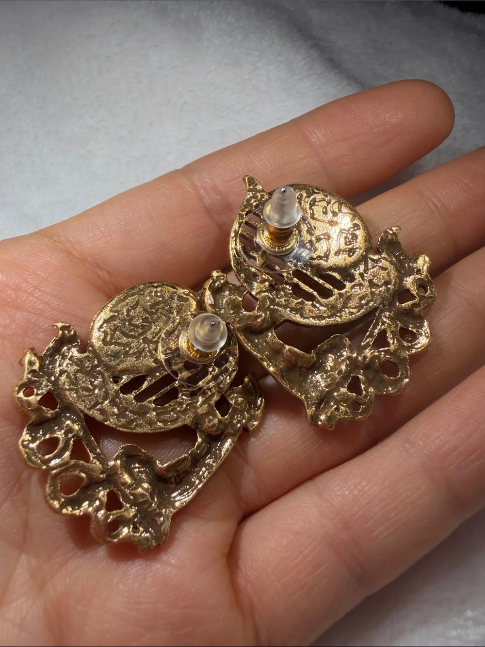 Kenneth Jay Lane Gold-Tone Egyptian Harp Earrings with Purple Cabochons - Picture 3 of 6